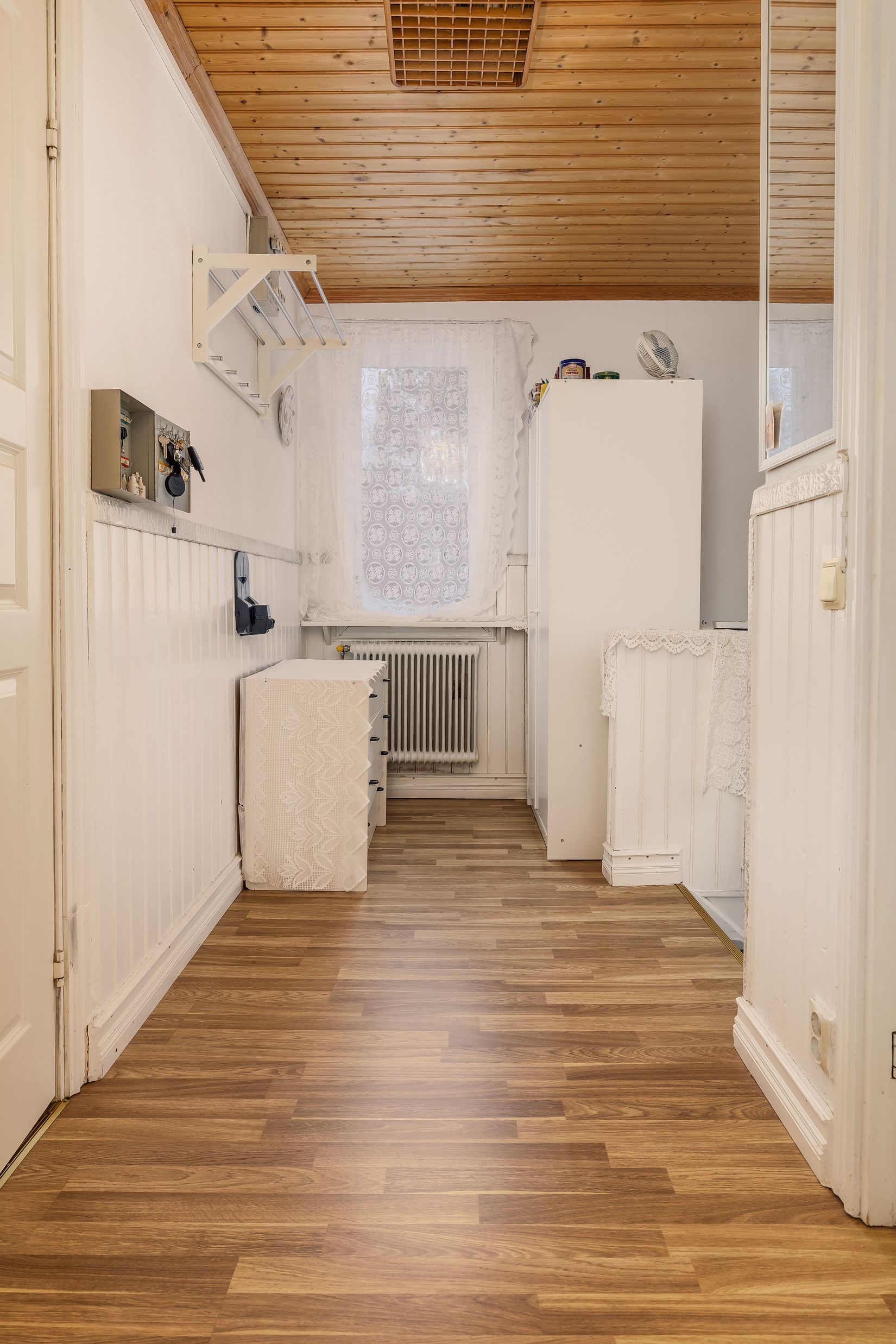 Villa, Hantverkarvägen 1A + 1B, Fredriksberg, Ludvika