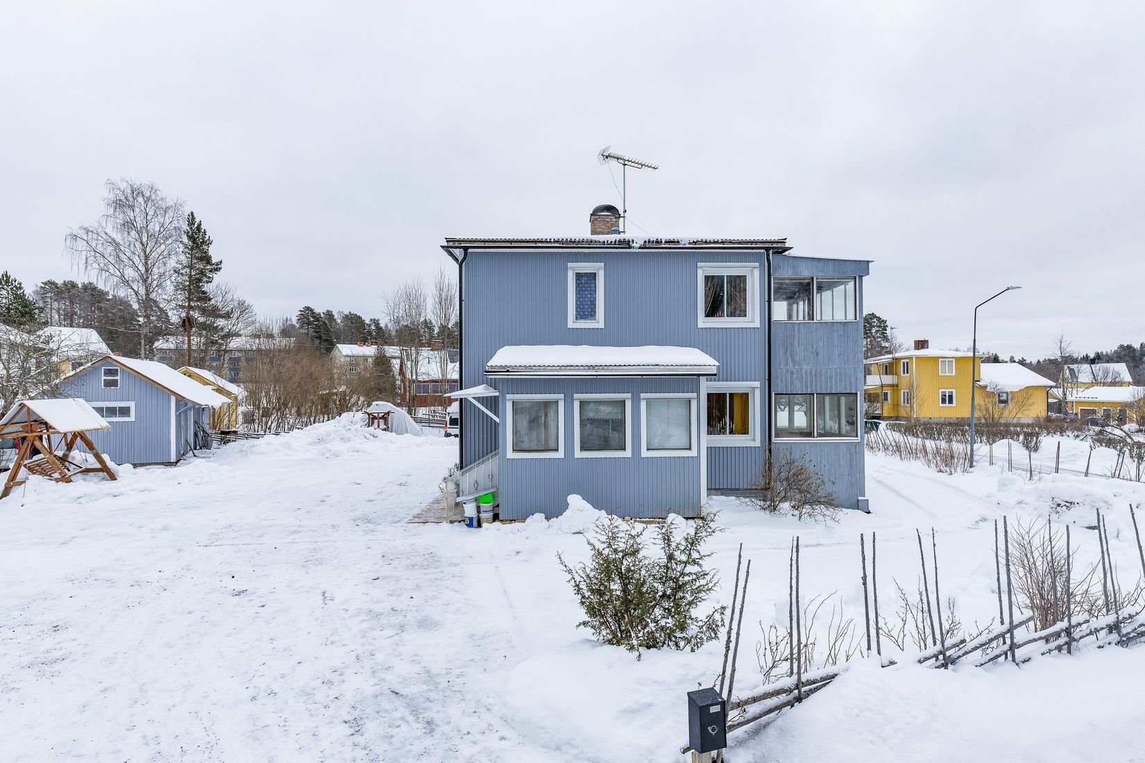 Villa, Hantverkarvägen 1A + 1B, Fredriksberg, Ludvika