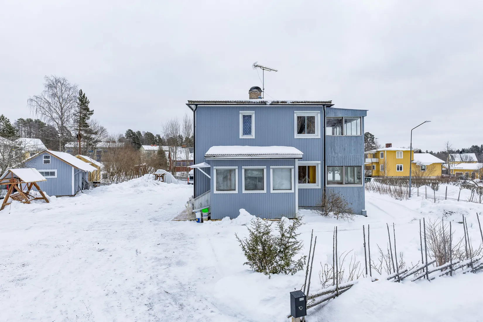 Villa, Hantverkarvägen 1A + 1B, Fredriksberg, Ludvika