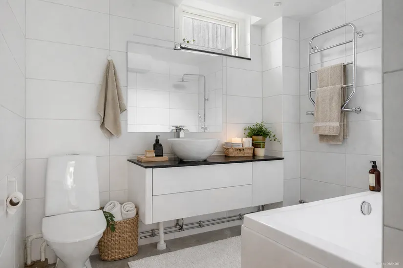 Villa, Radhus, Lindholmsbacken 183, Skärholmen, Stockholm