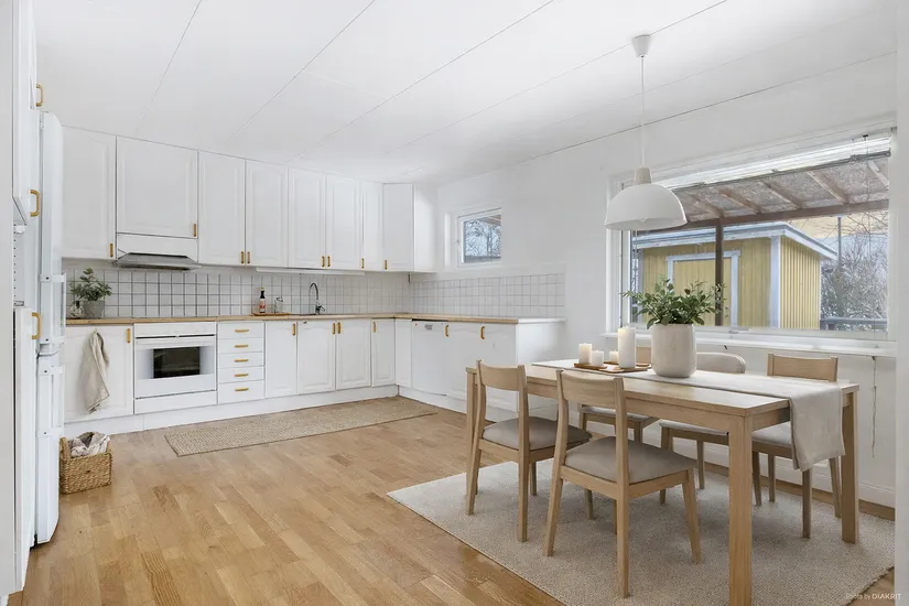 Villa, Radhus, Lindholmsbacken 183, Skärholmen, Stockholm