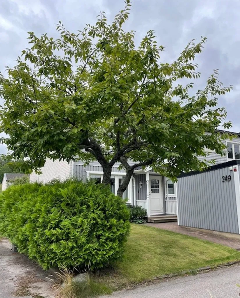 Villa, Radhus, Andebodavägen 249, Viksjö, Järfälla