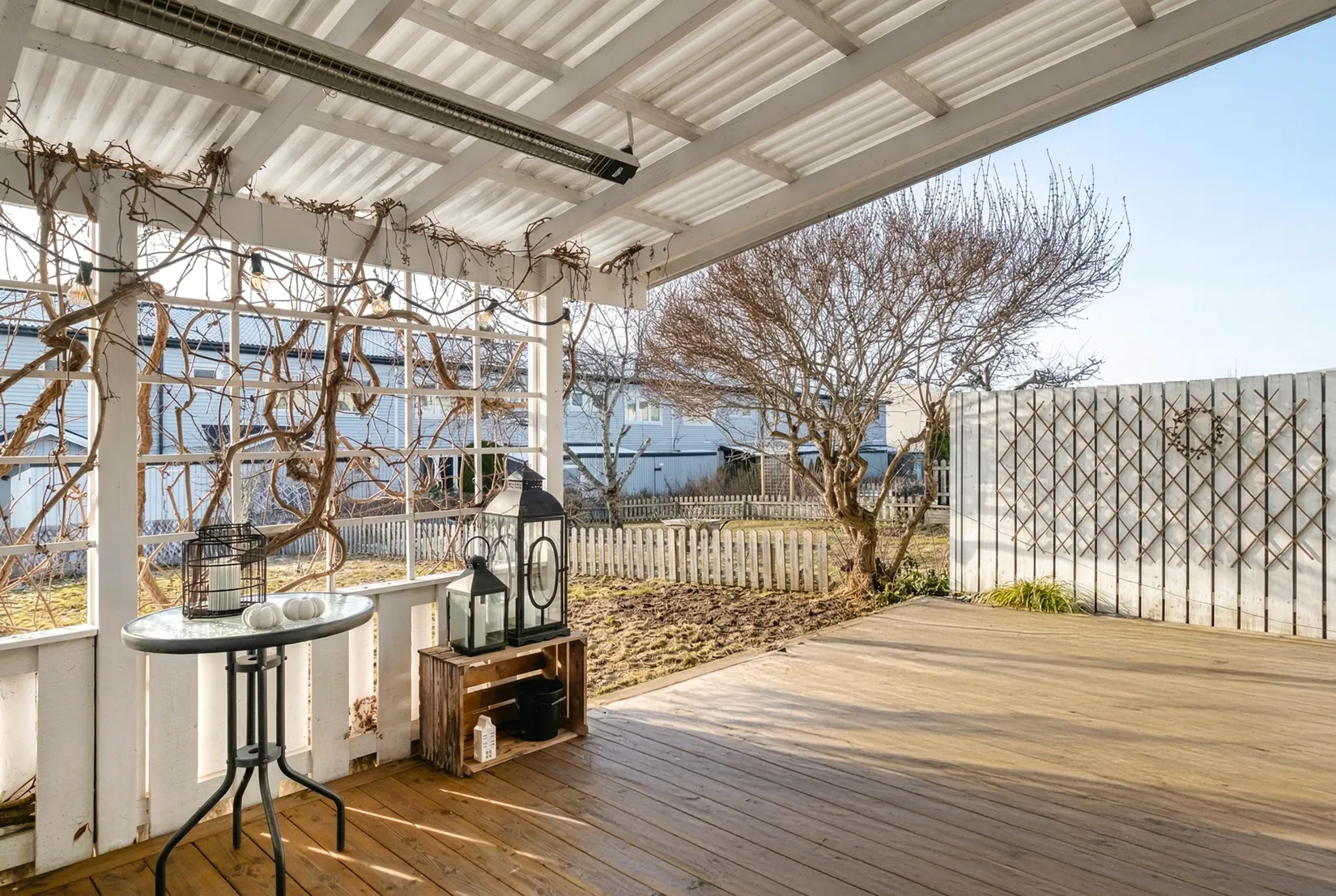 Villa, Radhus, Andebodavägen 249, Viksjö, Järfälla