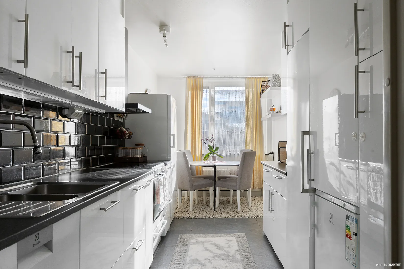 Bostadsrätt, Båtholmsbacken 18, Vårberg/Skärholmen, Stockholm