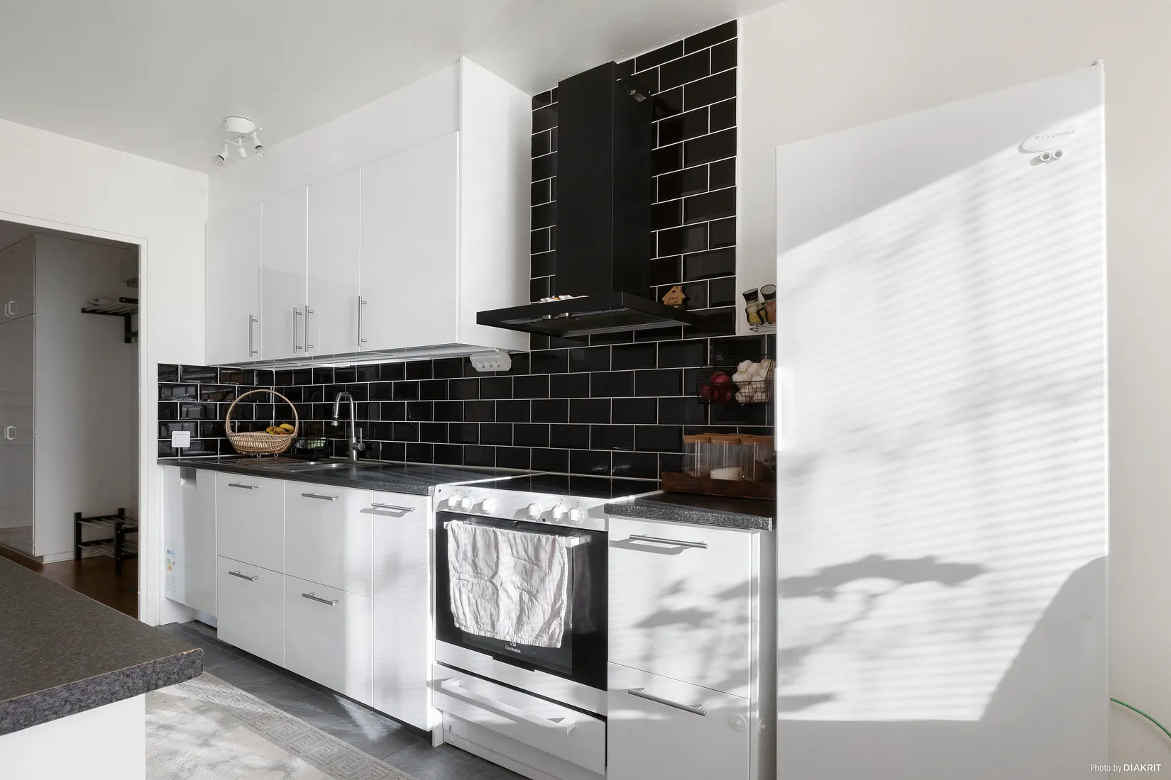 Bostadsrätt, Båtholmsbacken 18, Vårberg/Skärholmen, Stockholm