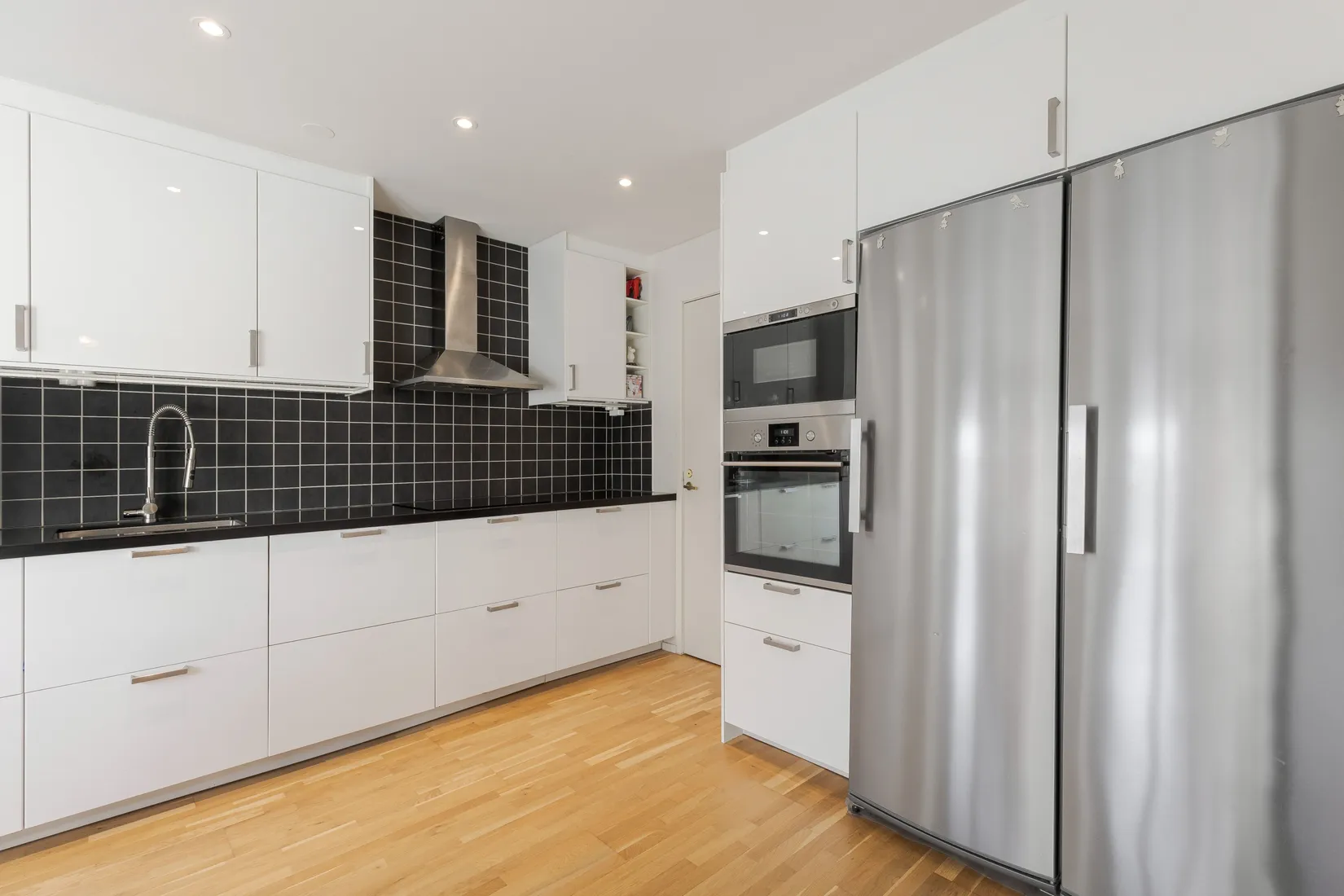 Radhus, Skördevägen 43, Åkers Styckebruk, Strängnäs