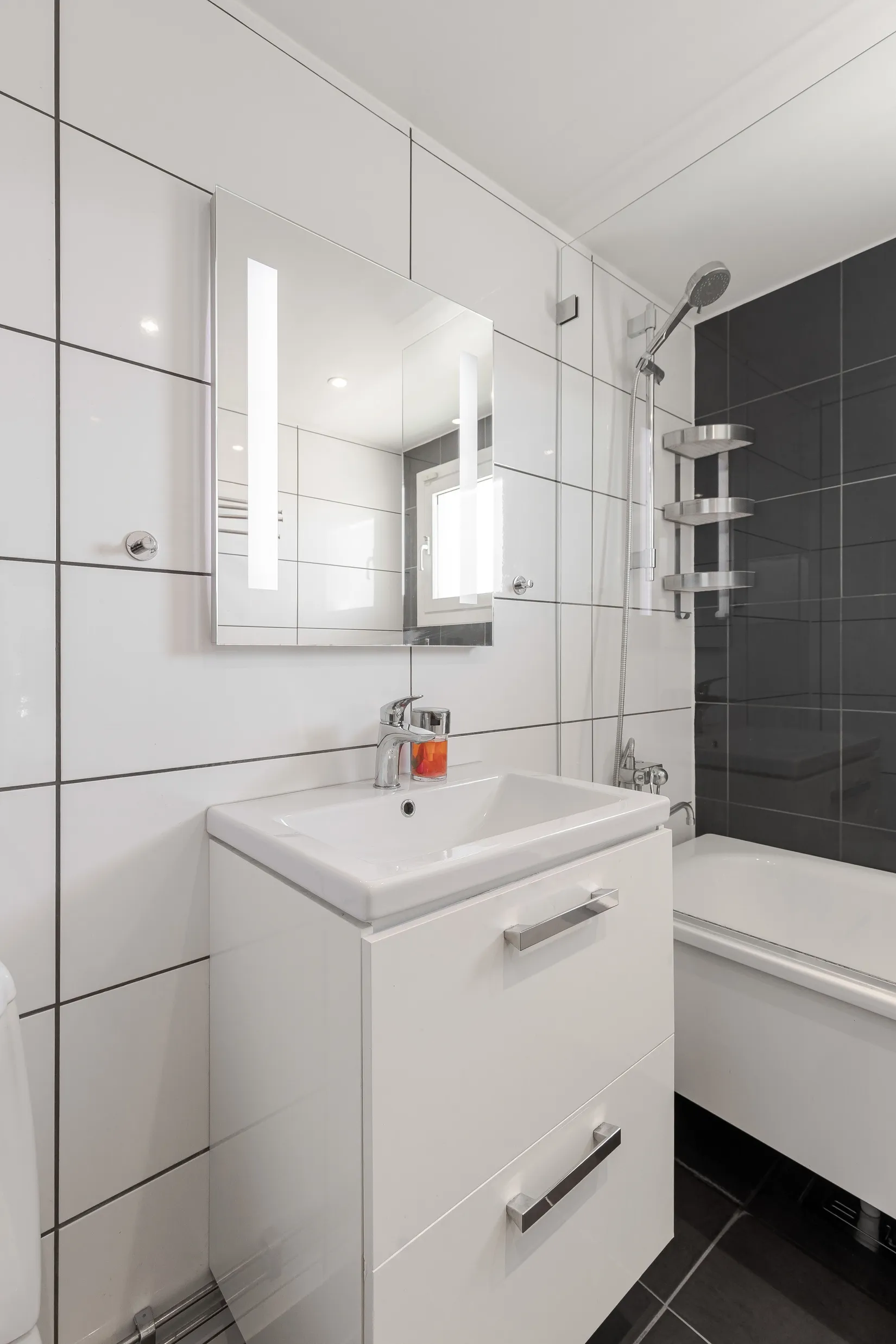 Radhus, Skördevägen 43, Åkers Styckebruk, Strängnäs