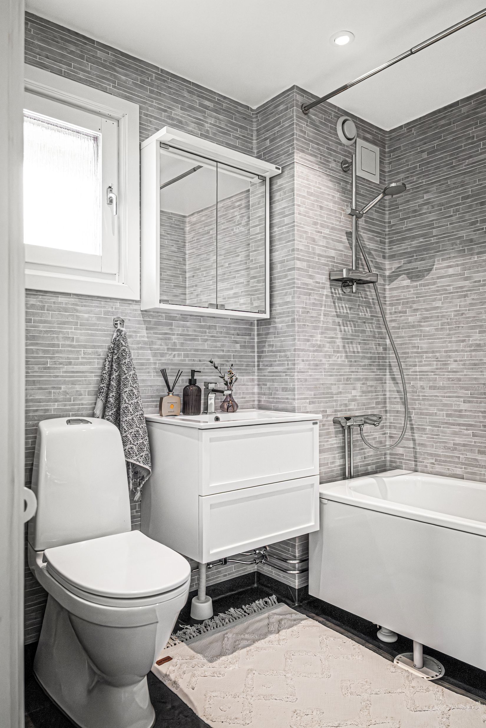 Villa, Radhus, Storskiftegatan 17, Kungälv