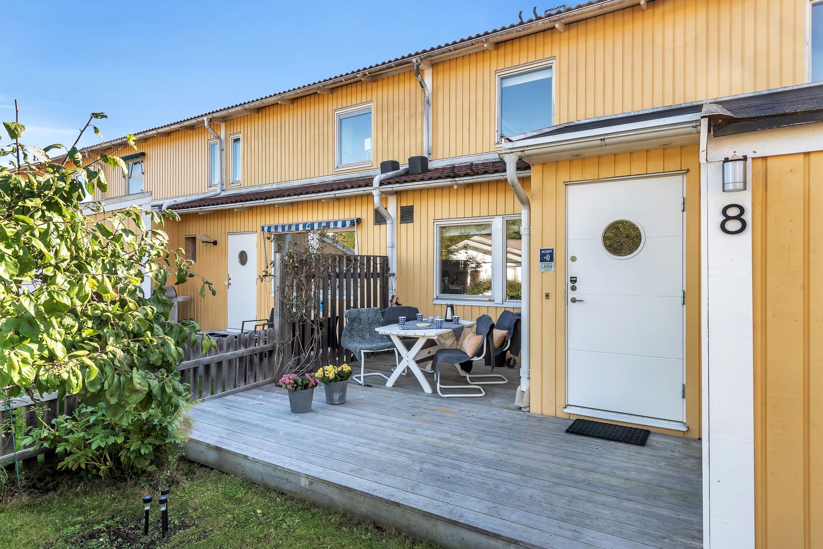 Villa, Radhus, Torpängsvägen 8, Gribbylund, Täby