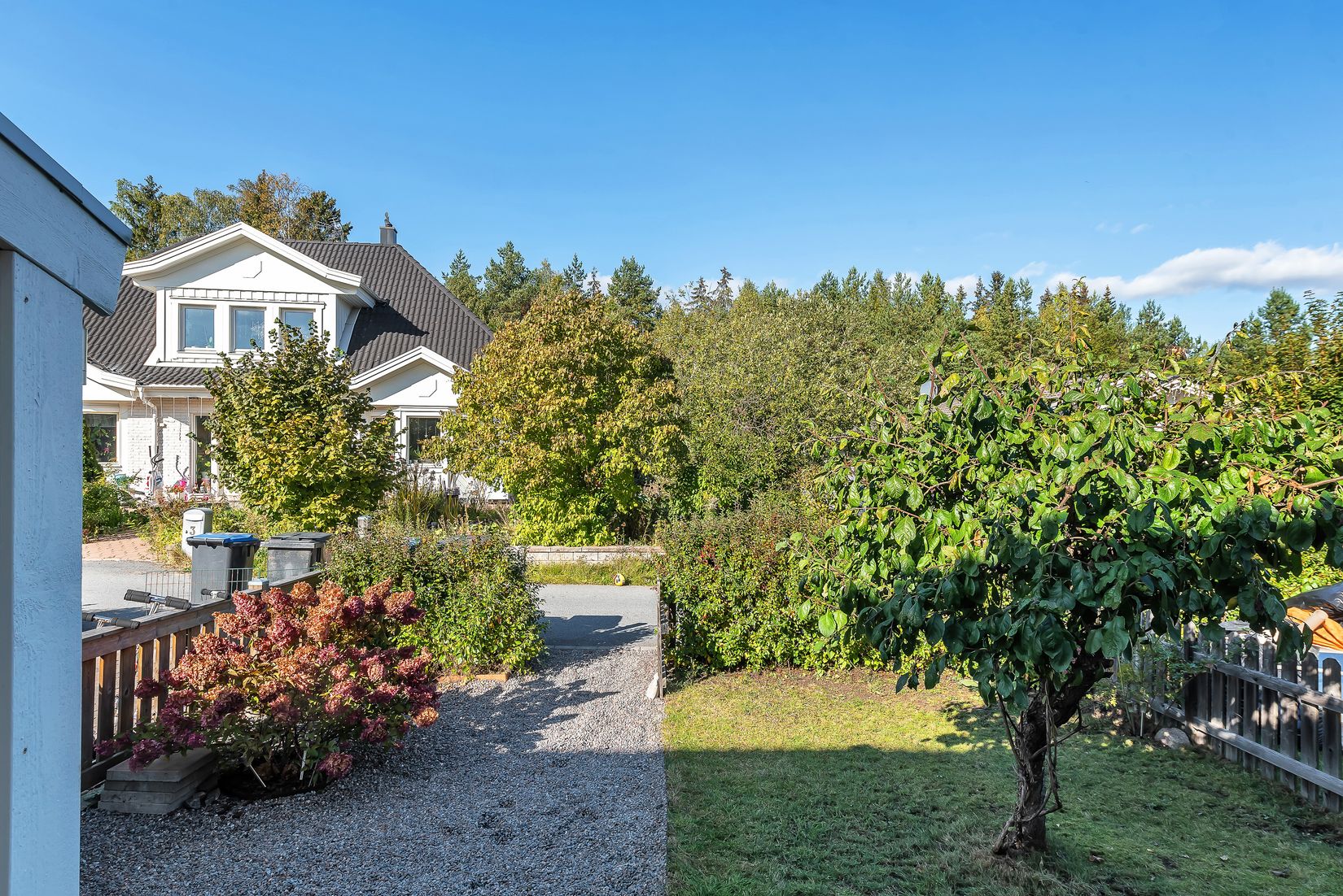 Villa, Radhus, Torpängsvägen 8, Gribbylund, Täby