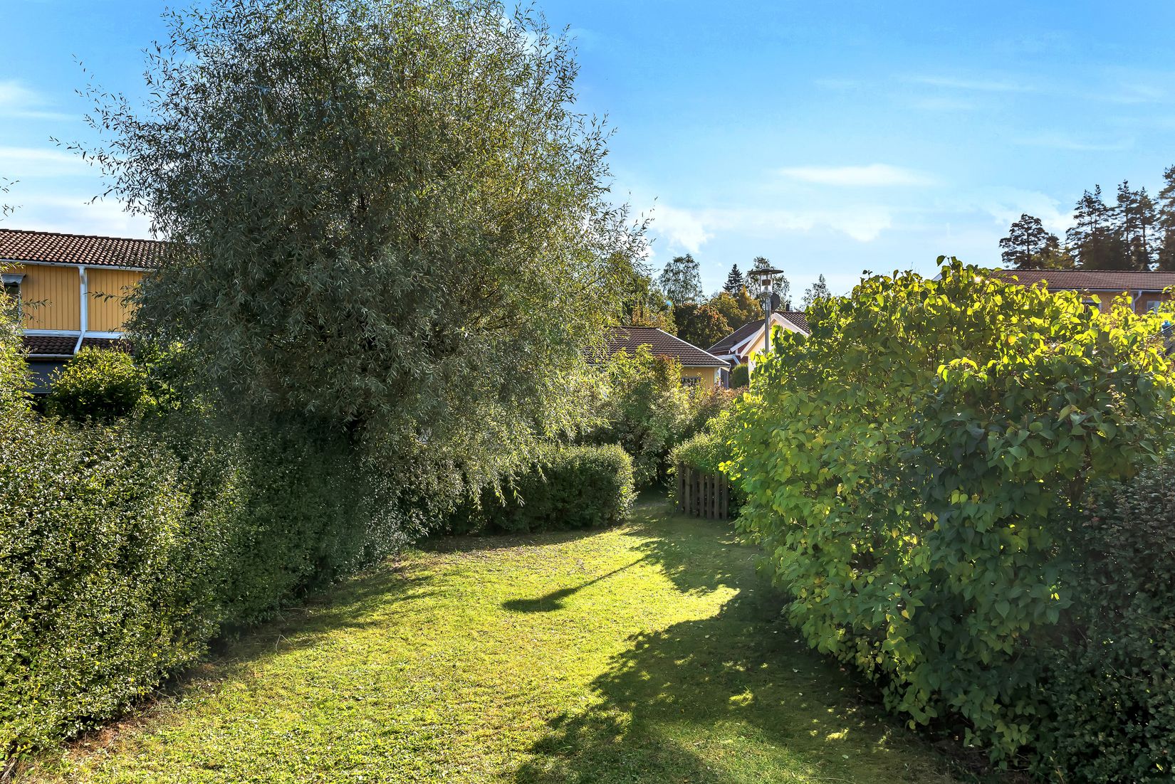 Villa, Radhus, Torpängsvägen 8, Gribbylund, Täby