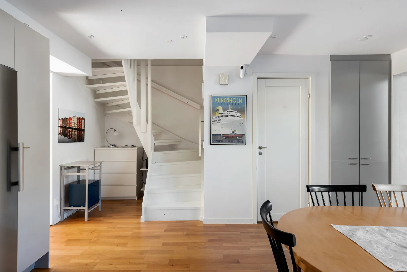Villa, Radhus, Torpängsvägen 8, Gribbylund, Täby