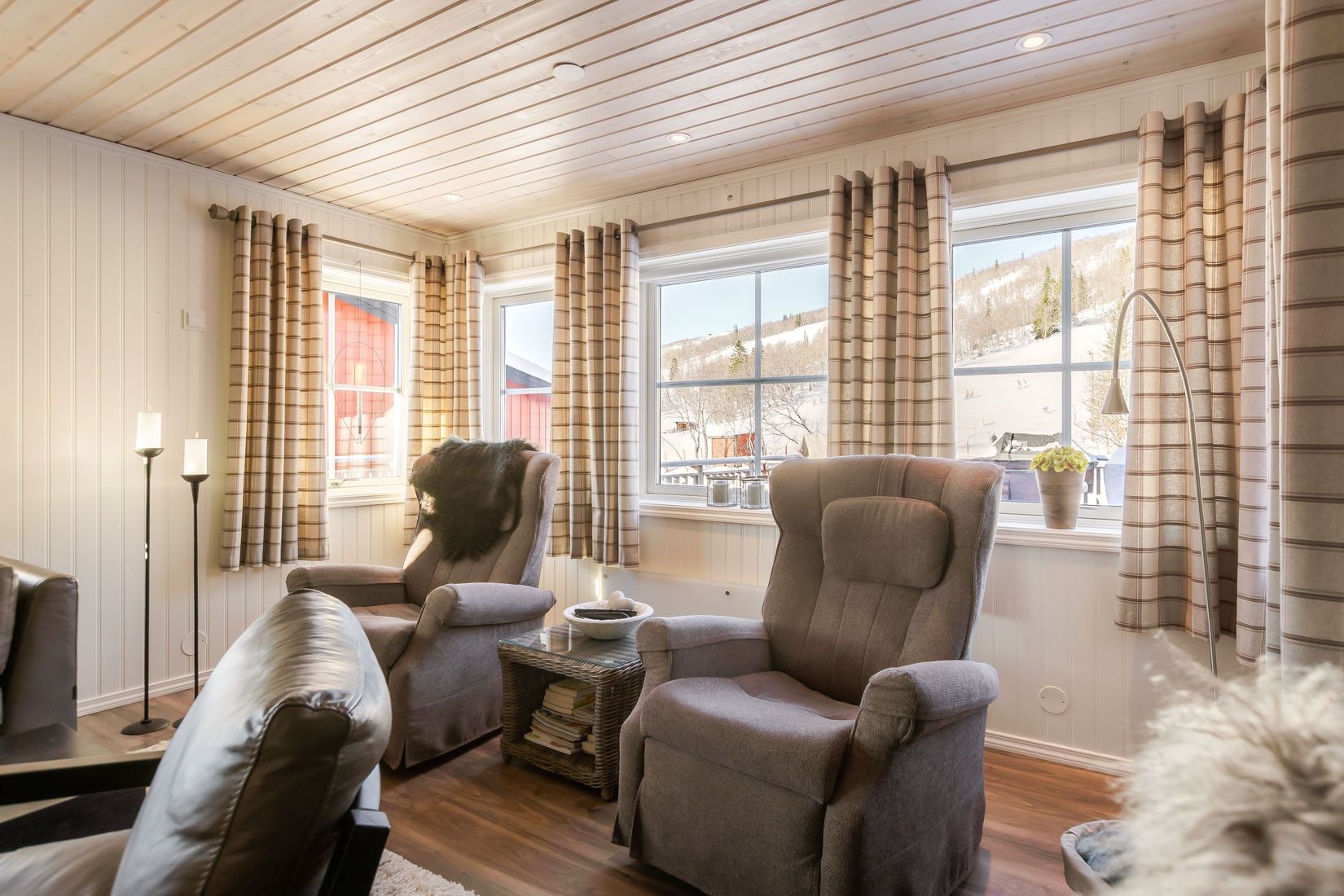 Radhus, Rundtjärnsvägen 14D, Storlien, Åre