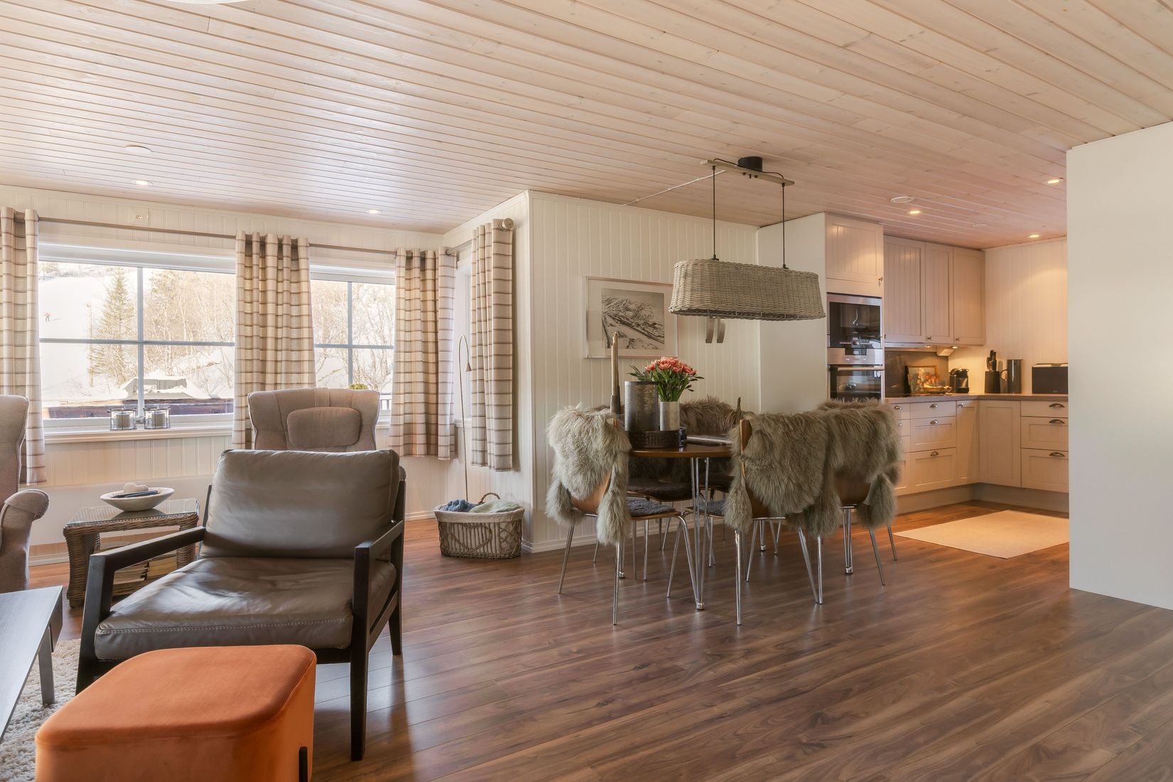 Radhus, Rundtjärnsvägen 14D, Storlien, Åre