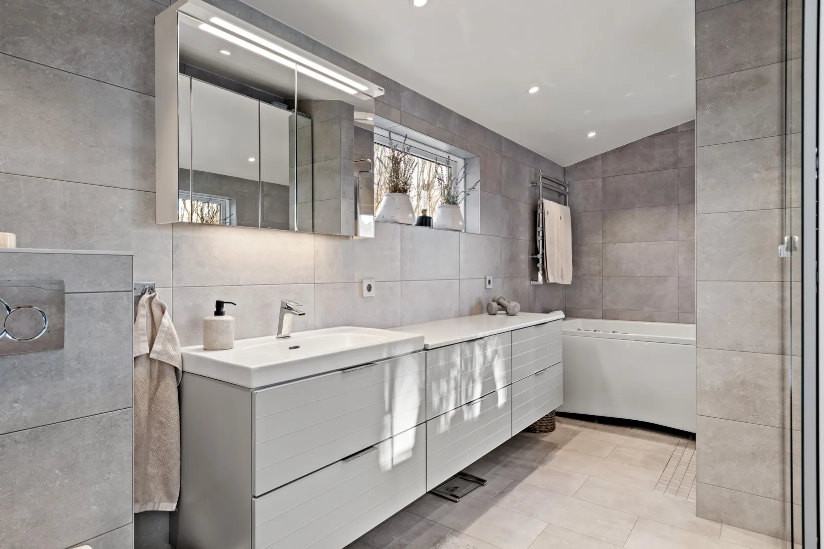 Villa, Sjögatan 9, Kvisthamra, Norrtälje