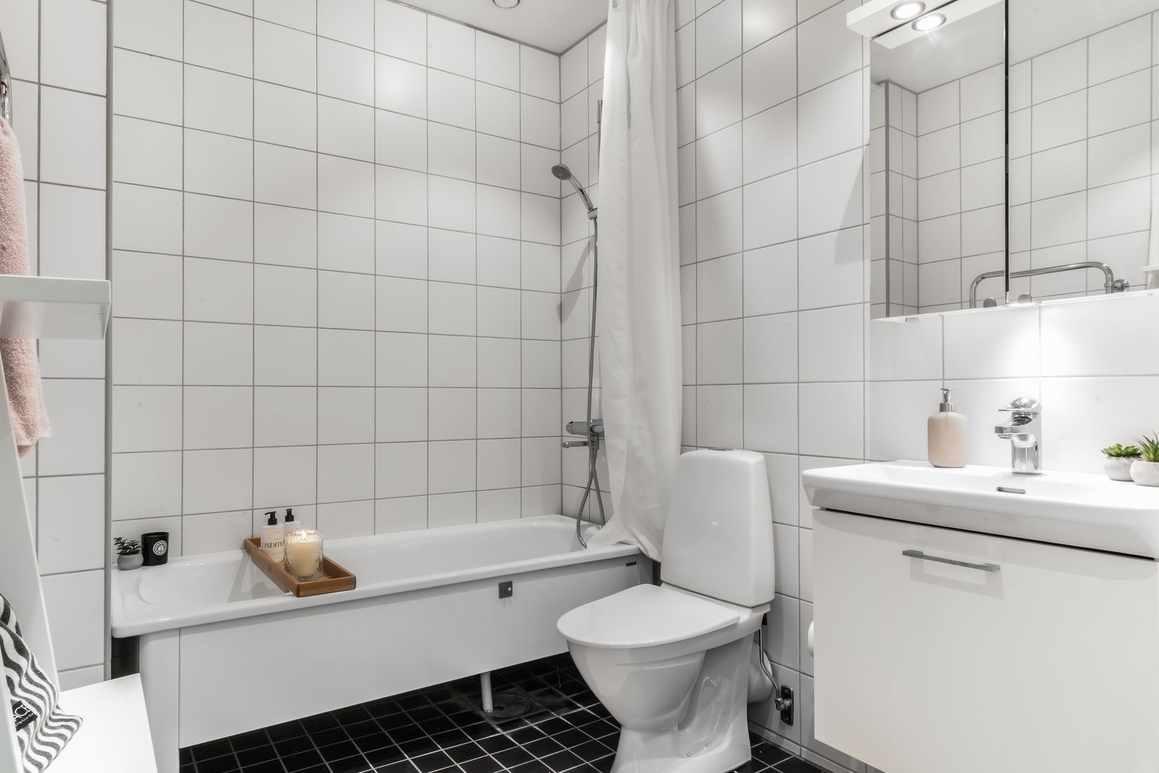 Radhus, Bronsgjutarvägen 8, Hammar, Kristianstad