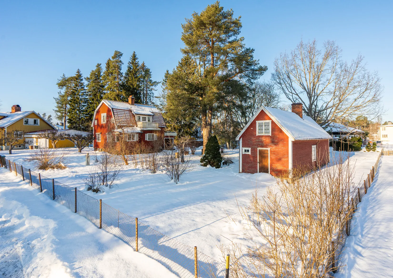 Villa, Målargatan 6A & 6B, Sandviken