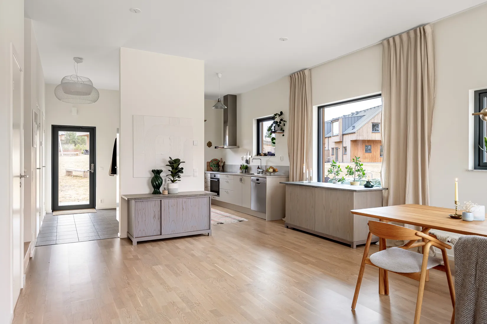 Radhus, Juvansbo 48 C, Björklinge, Uppsala