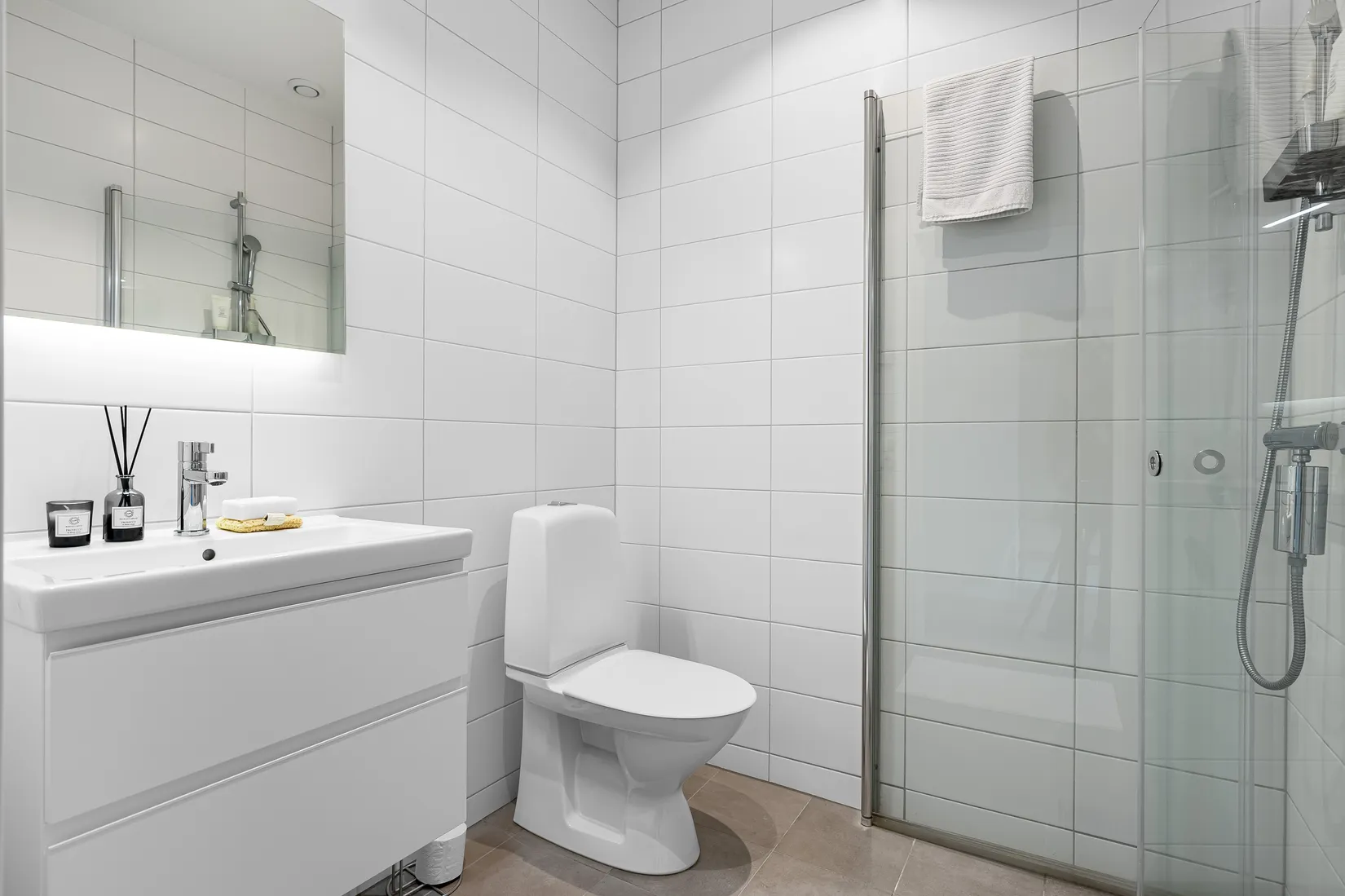 Radhus, Juvansbo 48 C, Björklinge, Uppsala