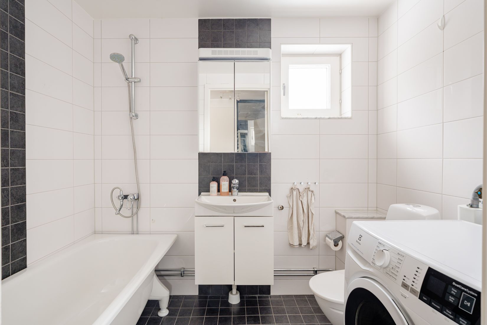 Bostadsrätt, TREFALDIGHETSVÄGEN 24C, Gribbylund, Täby