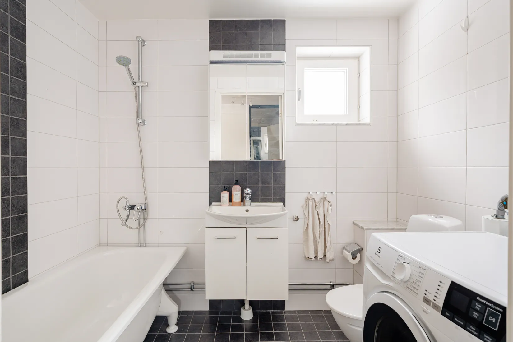 Bostadsrätt, TREFALDIGHETSVÄGEN 24C, Gribbylund, Täby