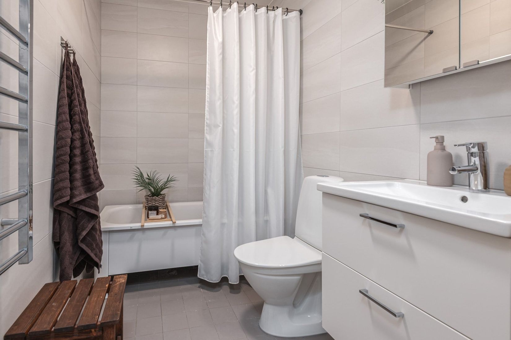 Radhus, Stensötavägen 43 C, Svärtinge Skogsbacke, Norrköping