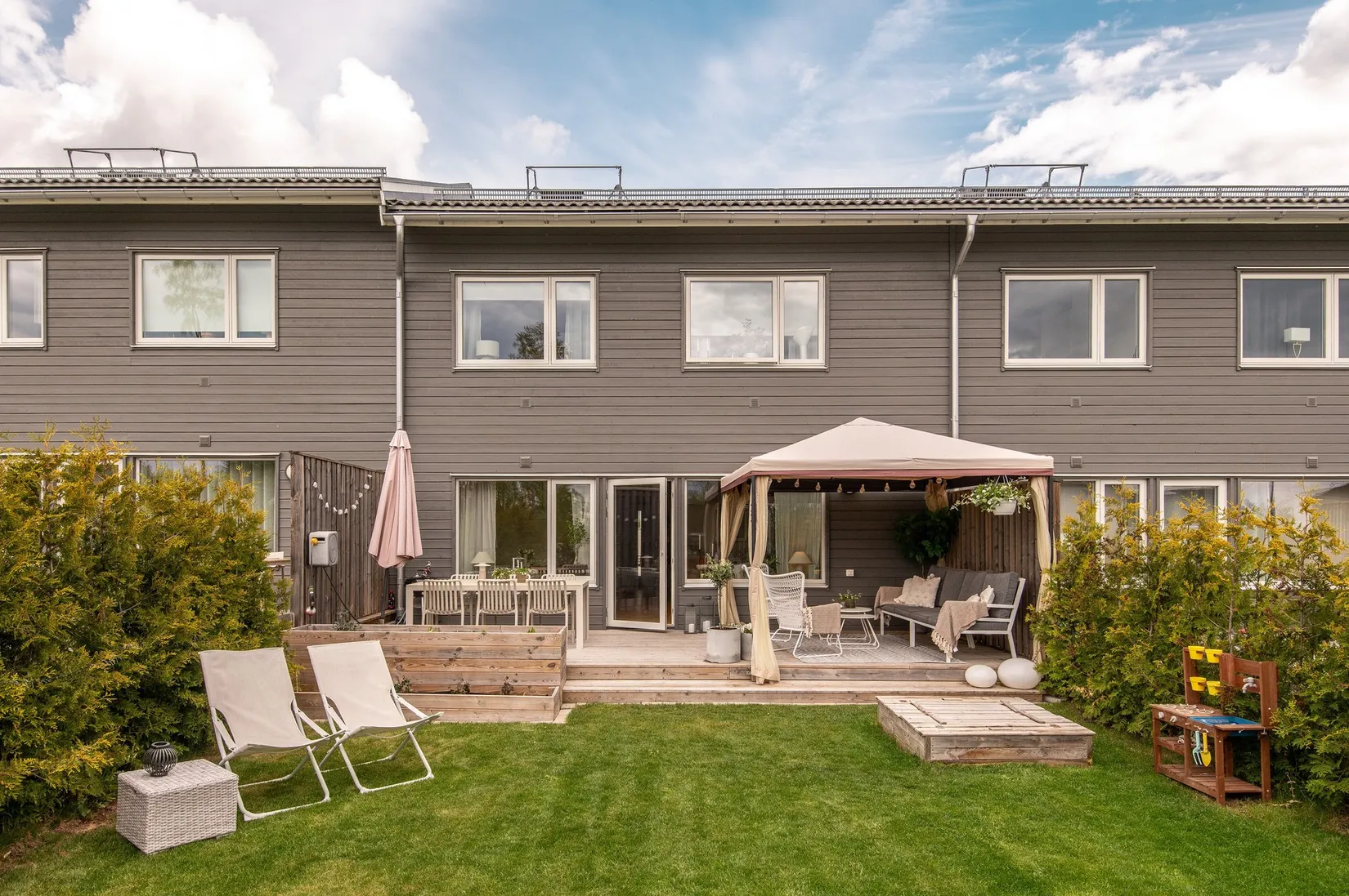 Radhus, Stensötavägen 43 C, Svärtinge Skogsbacke, Norrköping