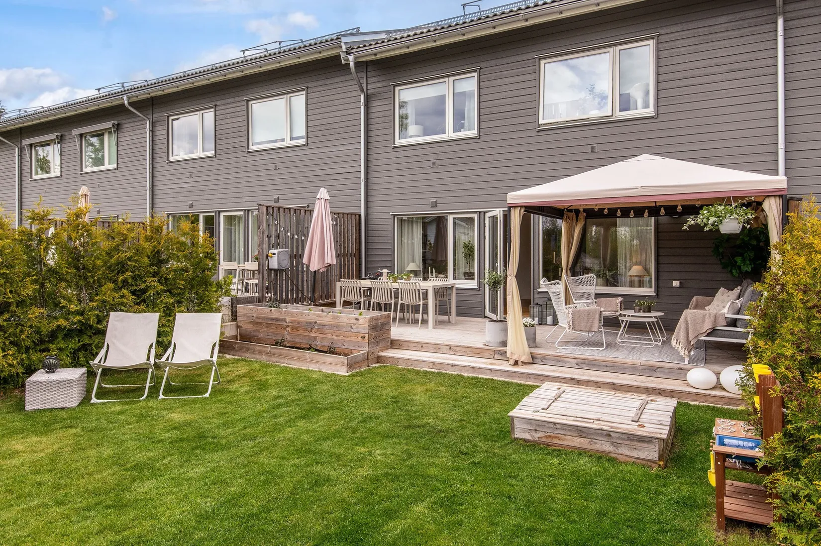 Radhus, Stensötavägen 43 C, Svärtinge Skogsbacke, Norrköping