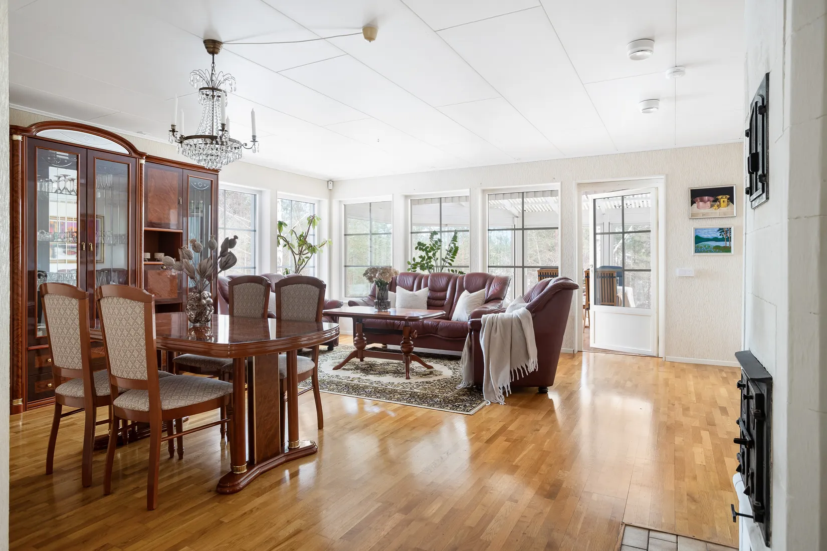 Villa, Nunnavägen 6, Skokloster/Slottsskogen, Håbo