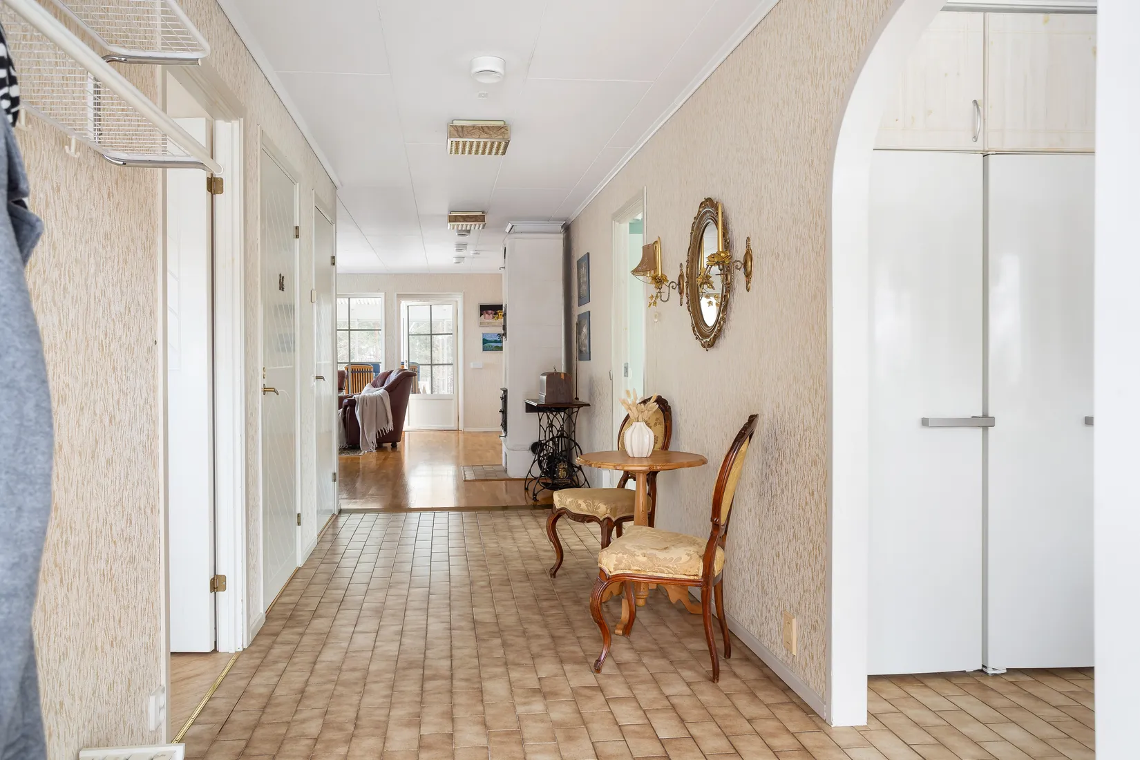 Villa, Nunnavägen 6, Skokloster/Slottsskogen, Håbo