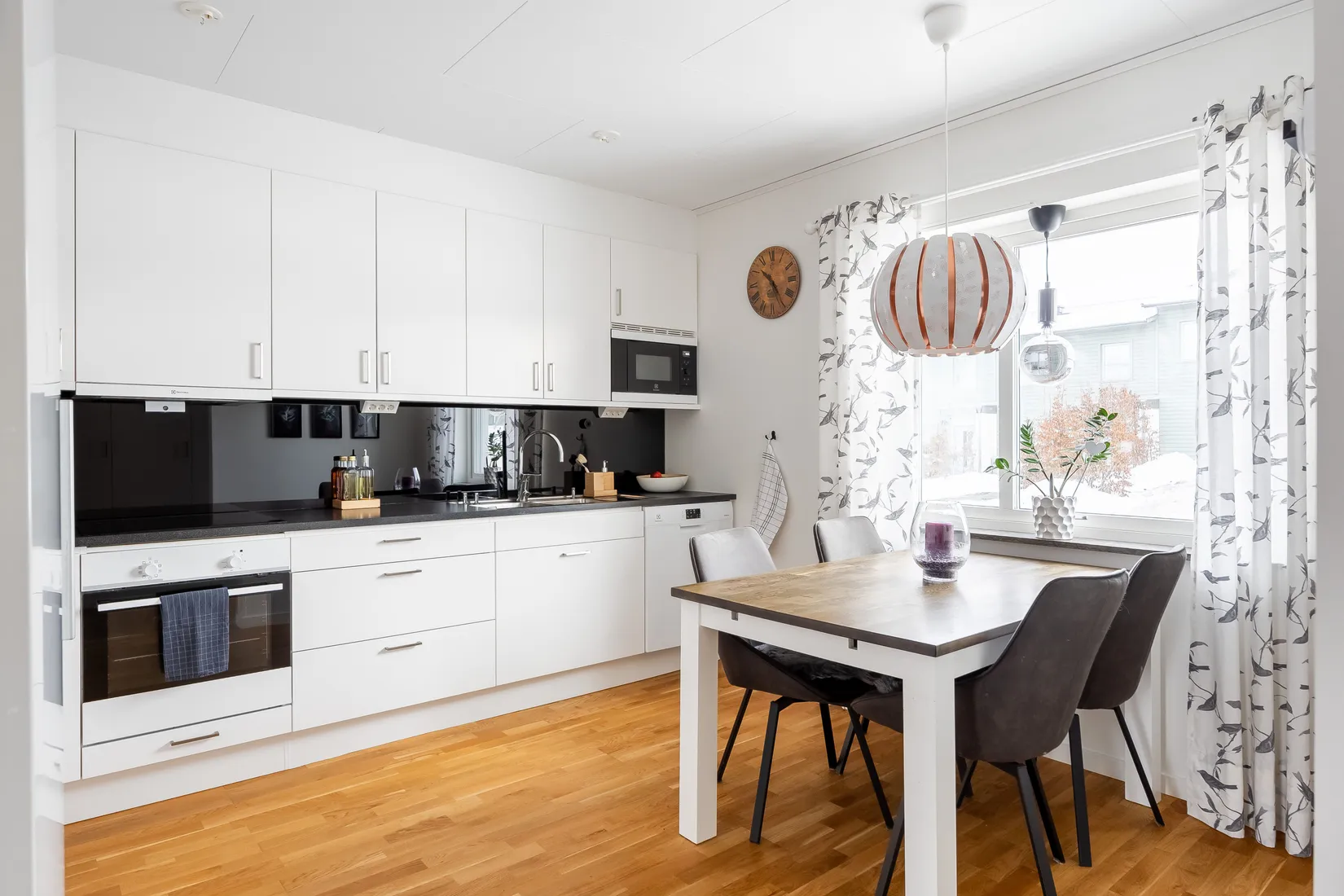 Bostadsrätt, Radhus, Hägnadsgatan 17A, Trädgårdsstaden, Skövde