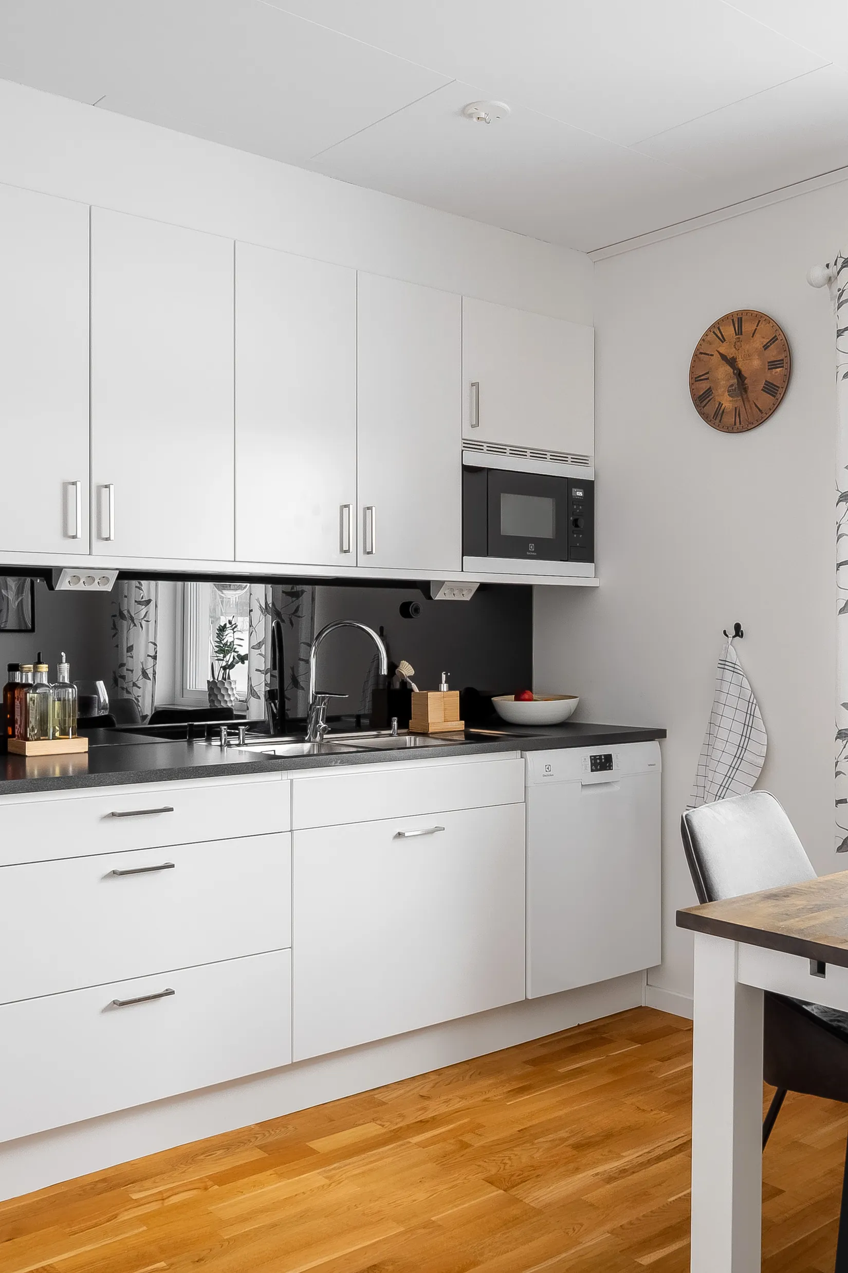 Bostadsrätt, Radhus, Hägnadsgatan 17A, Trädgårdsstaden, Skövde