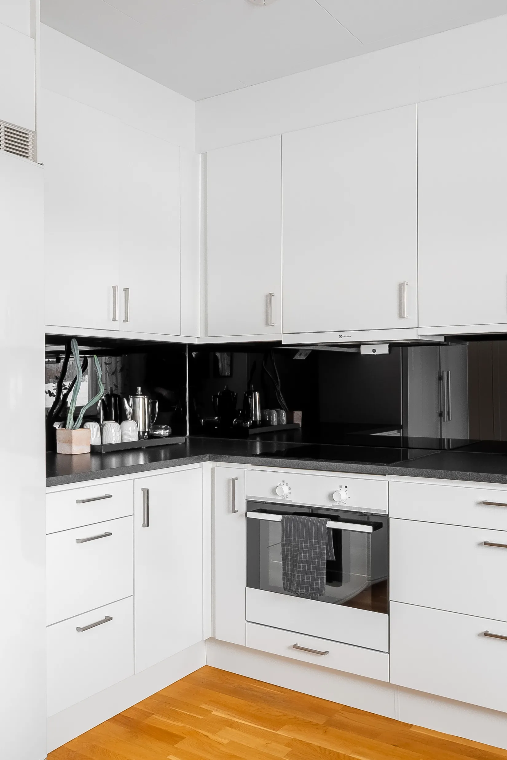 Bostadsrätt, Radhus, Hägnadsgatan 17A, Trädgårdsstaden, Skövde