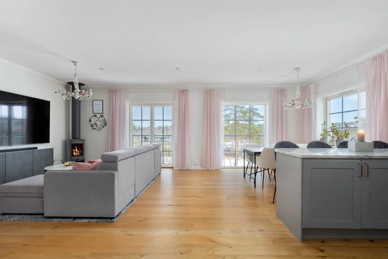 Bostadsrätt, Radhus, Örnklovägen 16A, Kolvik, Värmdö