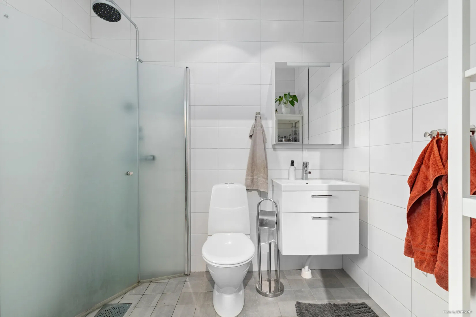 Bostadsrätt, Radhus, Örnklovägen 16A, Kolvik, Värmdö