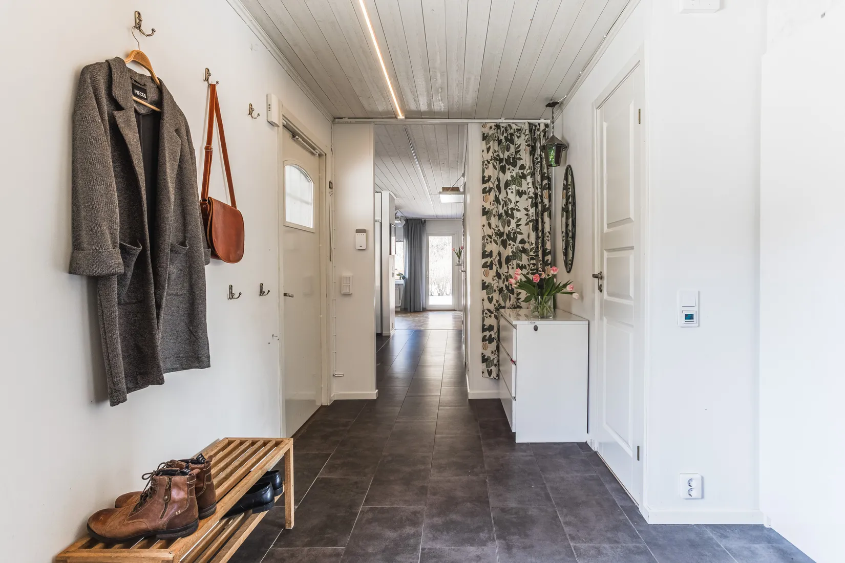 Villa, Radhus, Sundsborgsvägen 39, Odenslunda, Upplands Väsby