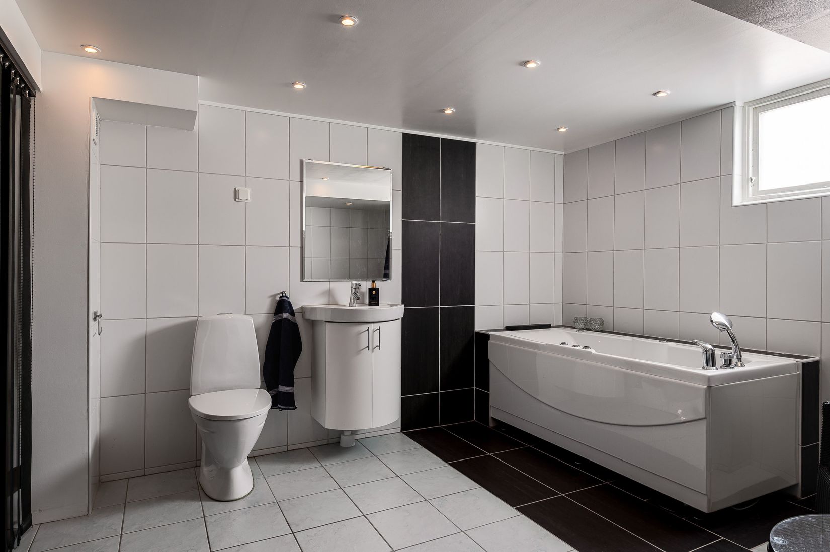 Villa, Poppelgatan 6, Lundby, Mjölby