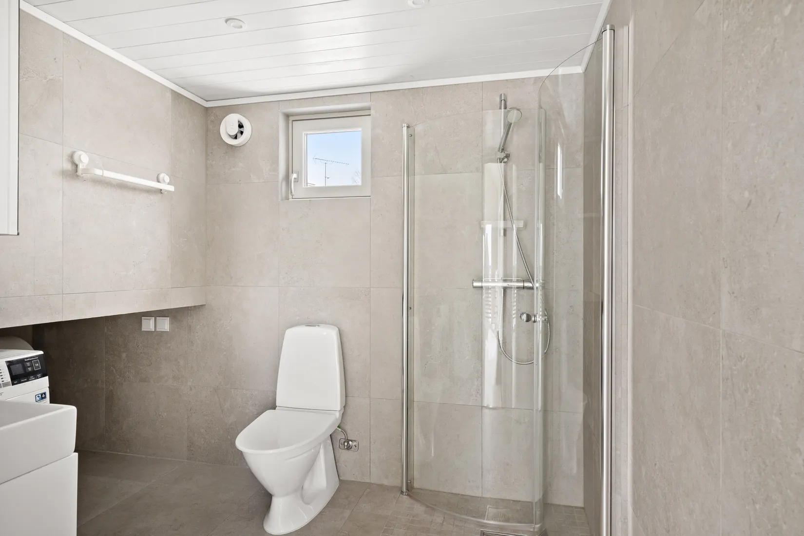 Bostadsrätt, Vallviksvägen 38, Färingsö Stenhamra, Ekerö