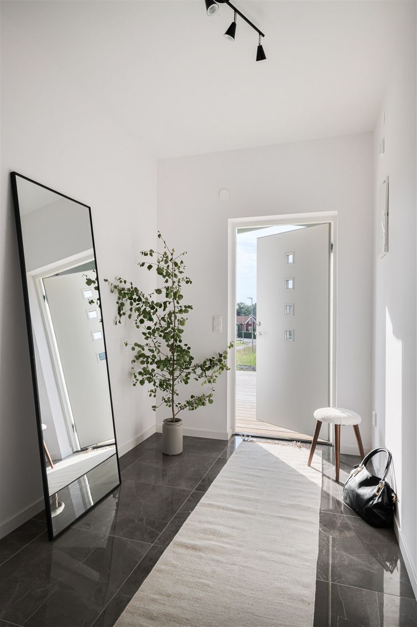 Villa, Lyckovägen 11, Torestorp, Mark