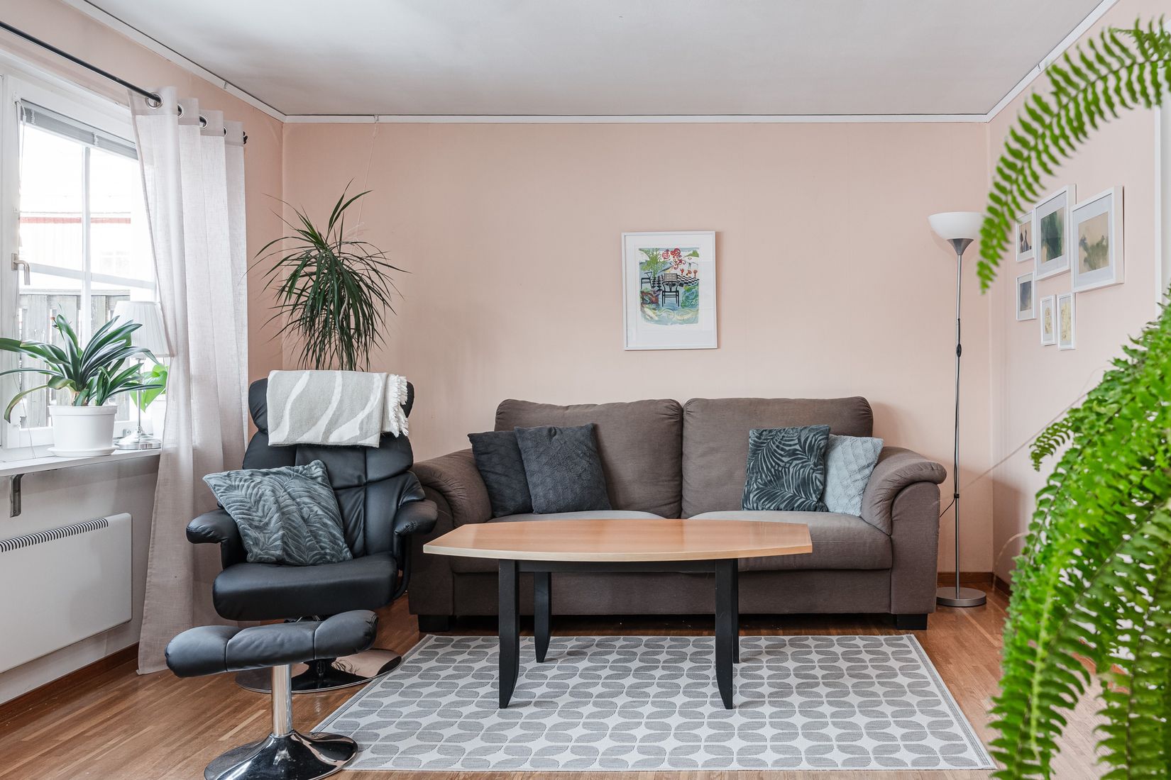 Villa, Radhus, Rödstaringen 42A, Sollefteå