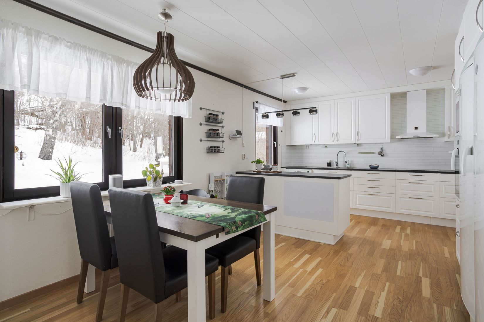 Villa, Måsgatan 15, Petersvik, Sundsvall