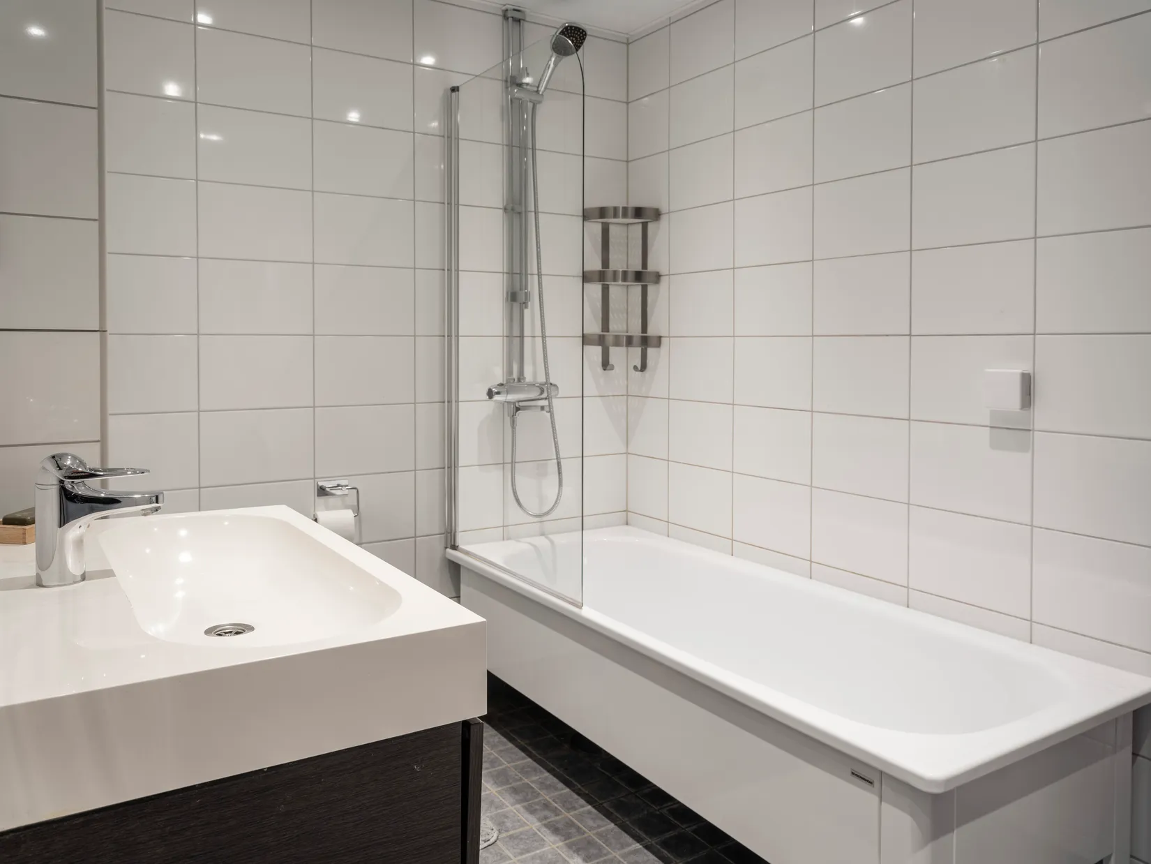 Bostadsrätt, Lomvägen 607, Kärrdal, Sollentuna
