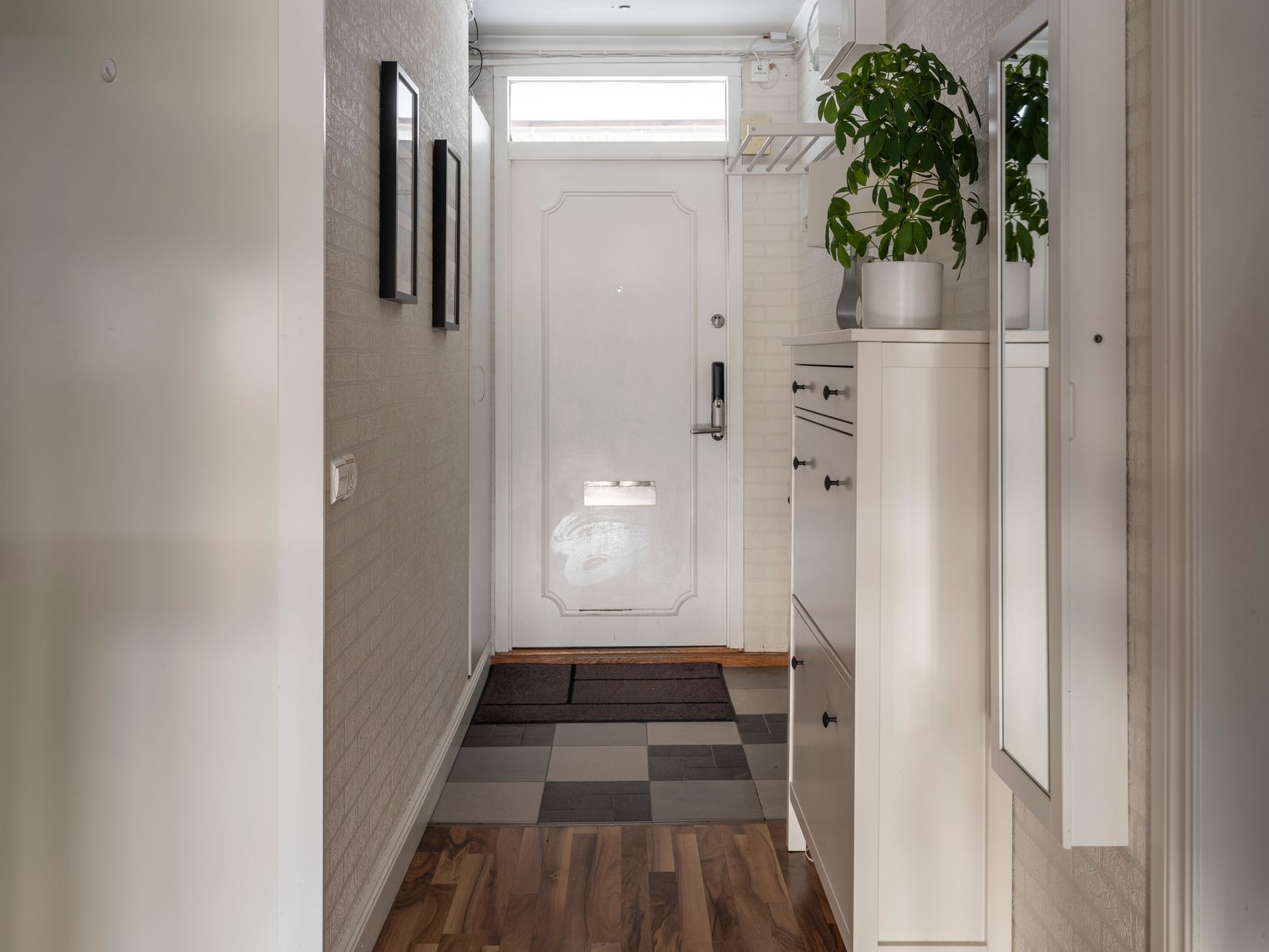 Bostadsrätt, Lomvägen 607, Kärrdal, Sollentuna