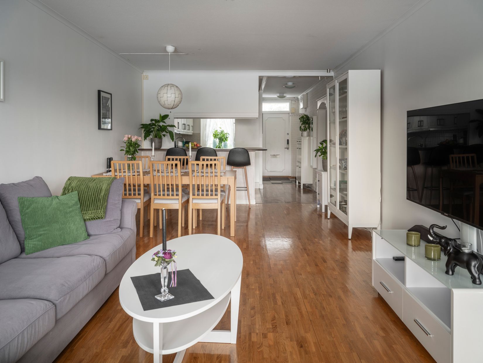 Bostadsrätt, Lomvägen 607, Kärrdal, Sollentuna