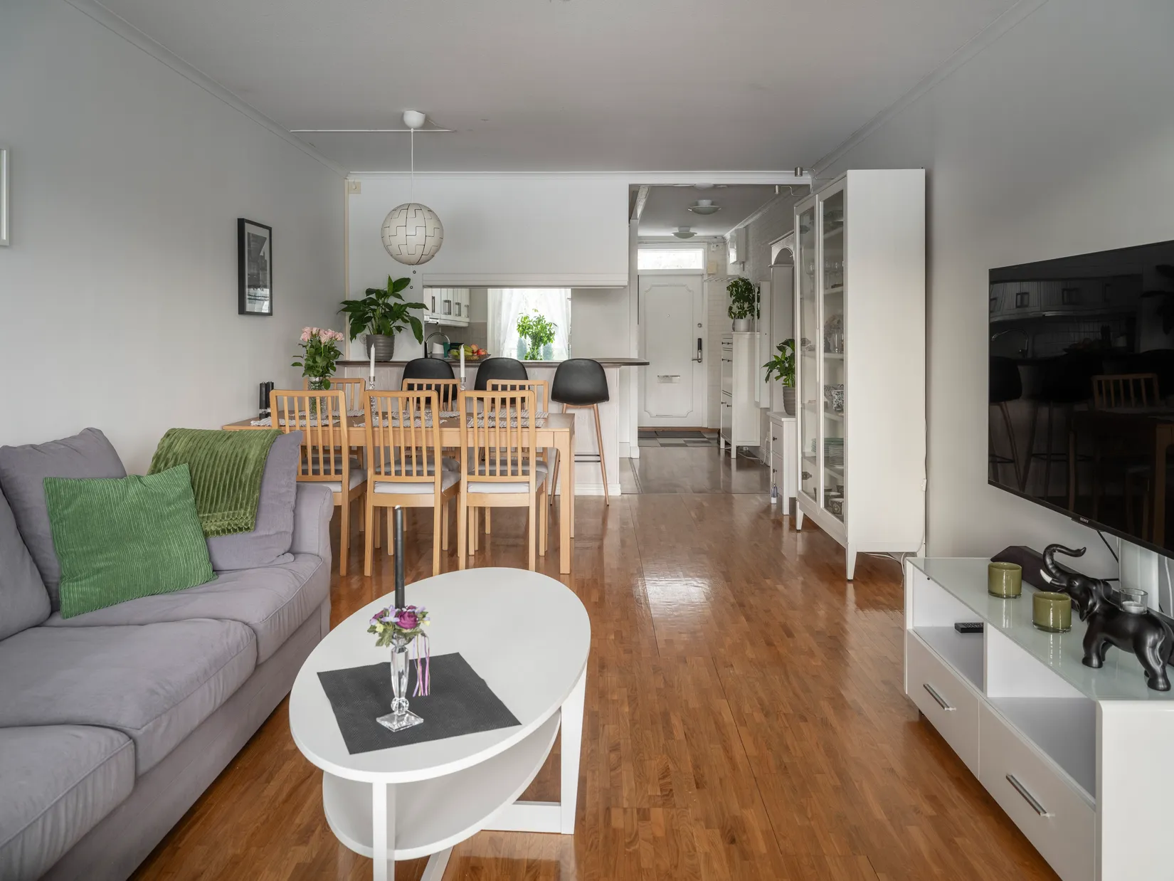 Bostadsrätt, Lomvägen 607, Kärrdal, Sollentuna