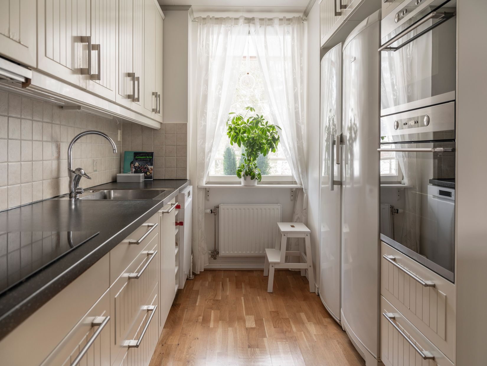 Bostadsrätt, Lomvägen 607, Kärrdal, Sollentuna