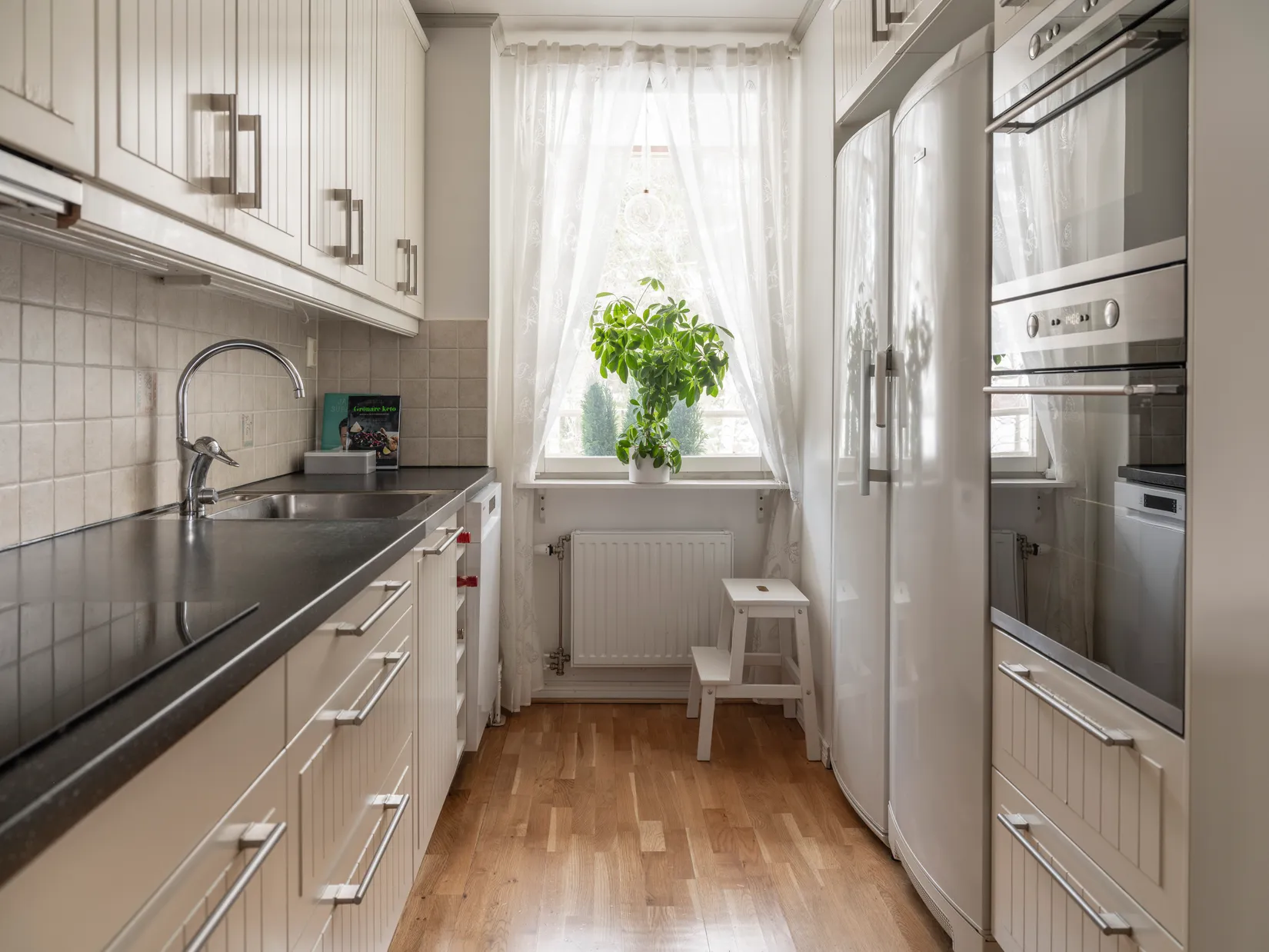 Bostadsrätt, Lomvägen 607, Kärrdal, Sollentuna