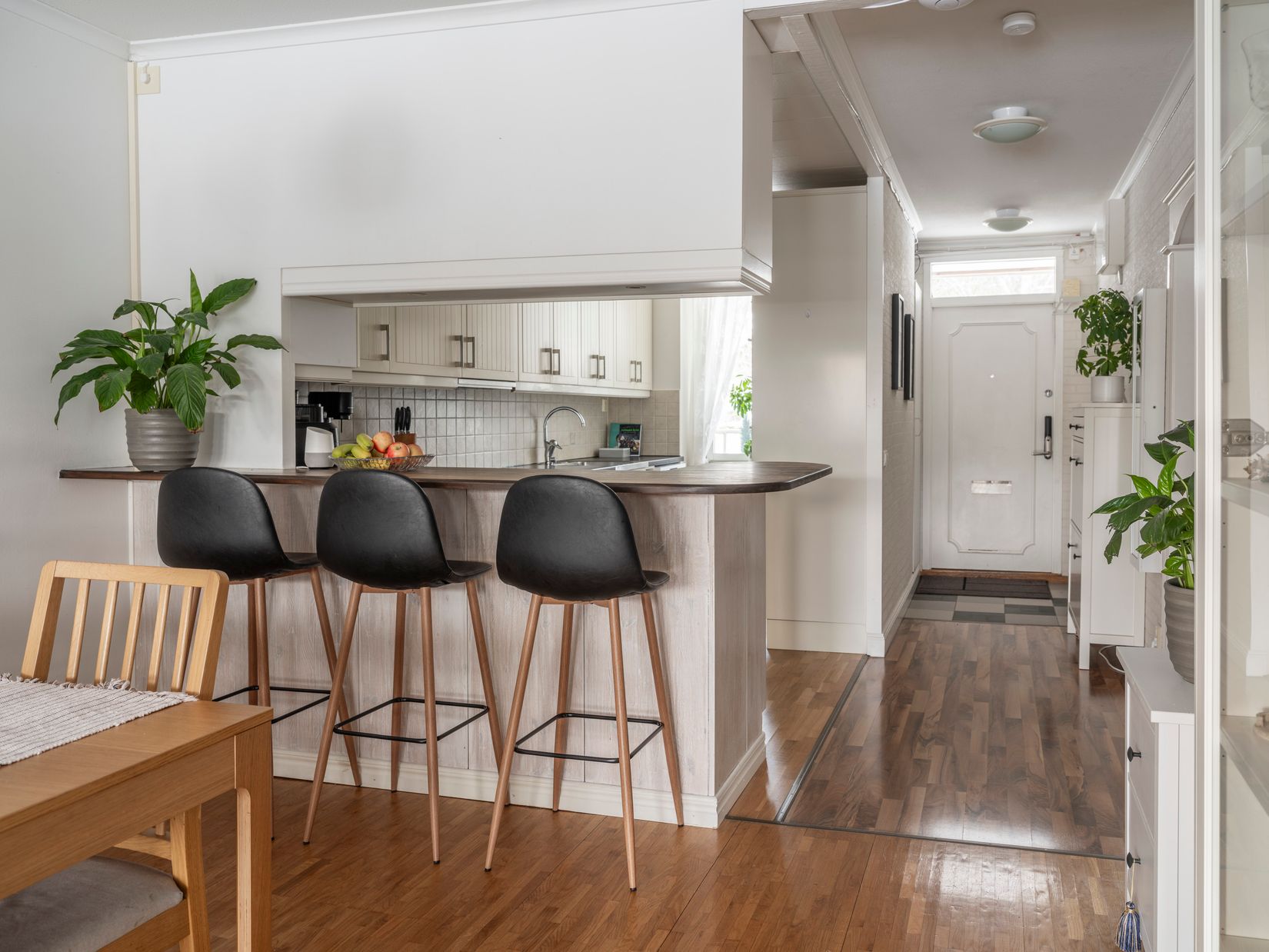 Bostadsrätt, Lomvägen 607, Kärrdal, Sollentuna