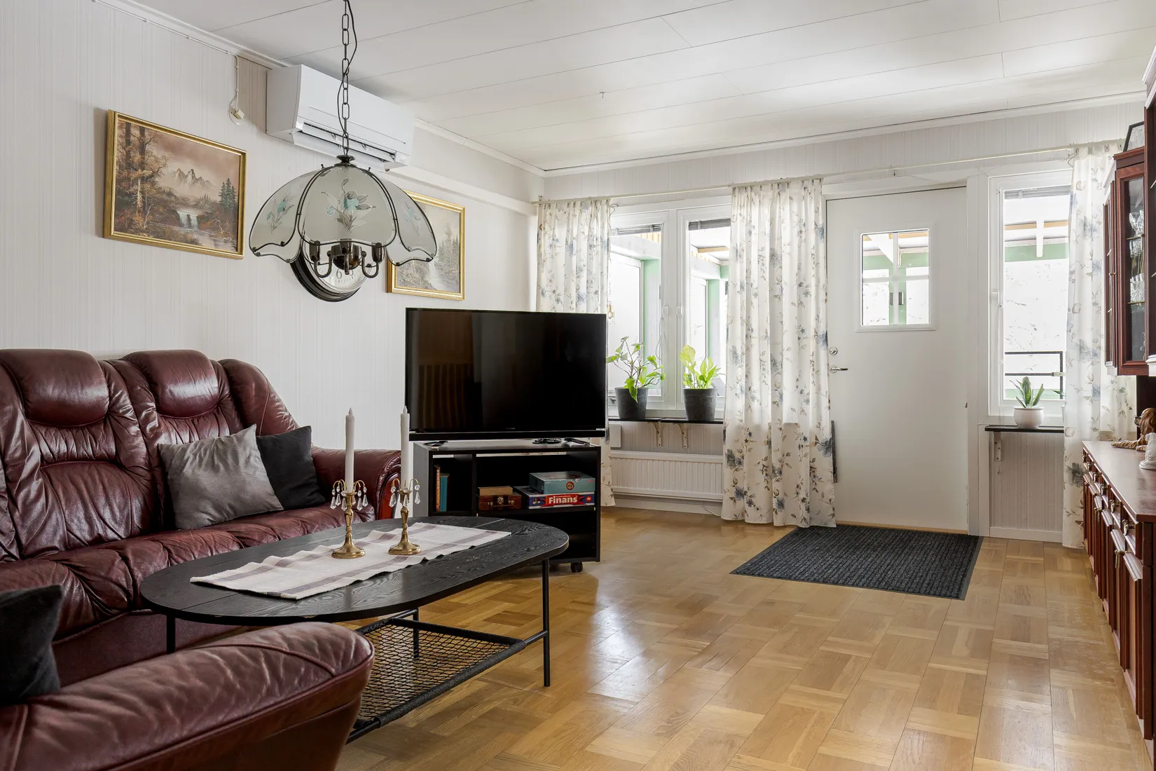 Villa, Södra Sjömossegatan 9, Kisa, Kinda