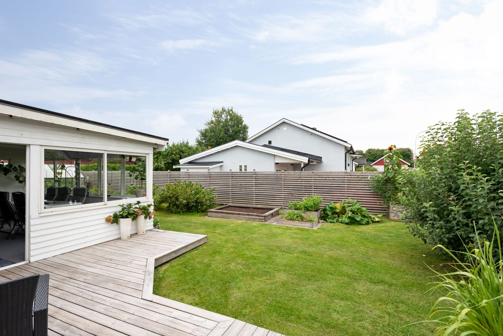 Villa, Vinbärsgatan 12, Nya Hjärsta, Örebro